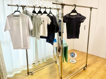 「洗濯したのにくさい…」原因は？今日からできる、部屋干し臭を防ぐコツ3つ