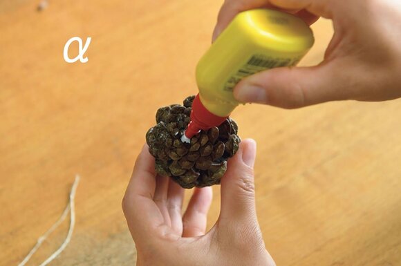 乾けば透明になるので、少しはみだしてもOK