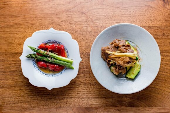 薄い色の浅い中鉢