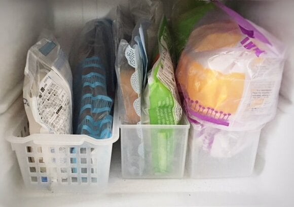 ファイルボックスに立てて収納