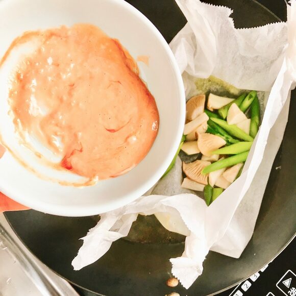 10分後、フタを開けると、こんな感じに