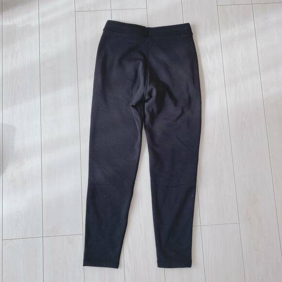 ストレッチフリースパンツ後ろ