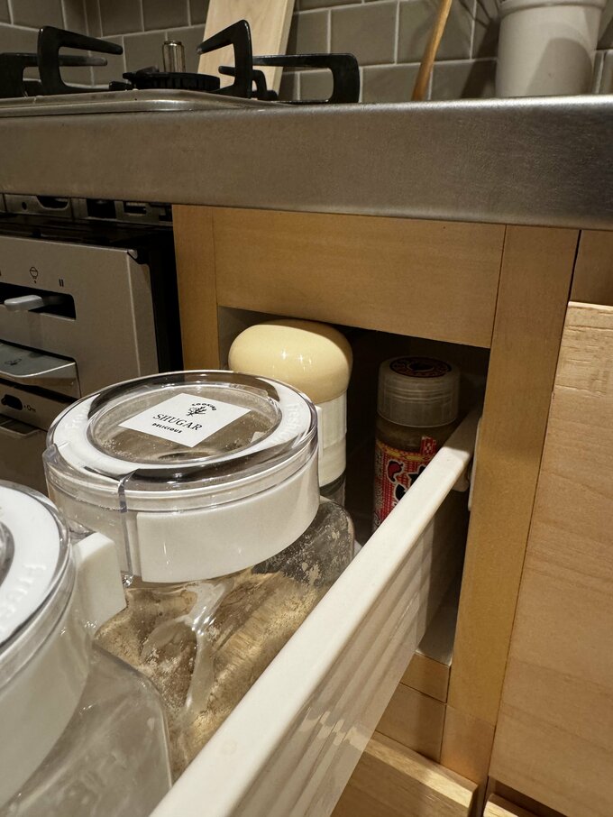 ジャストサイズの調味料収納