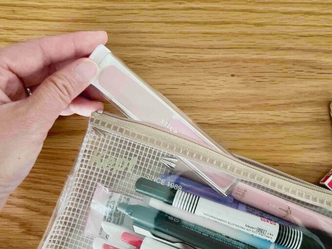 コスメのようなふせんケースに、モチベーションも上がる!