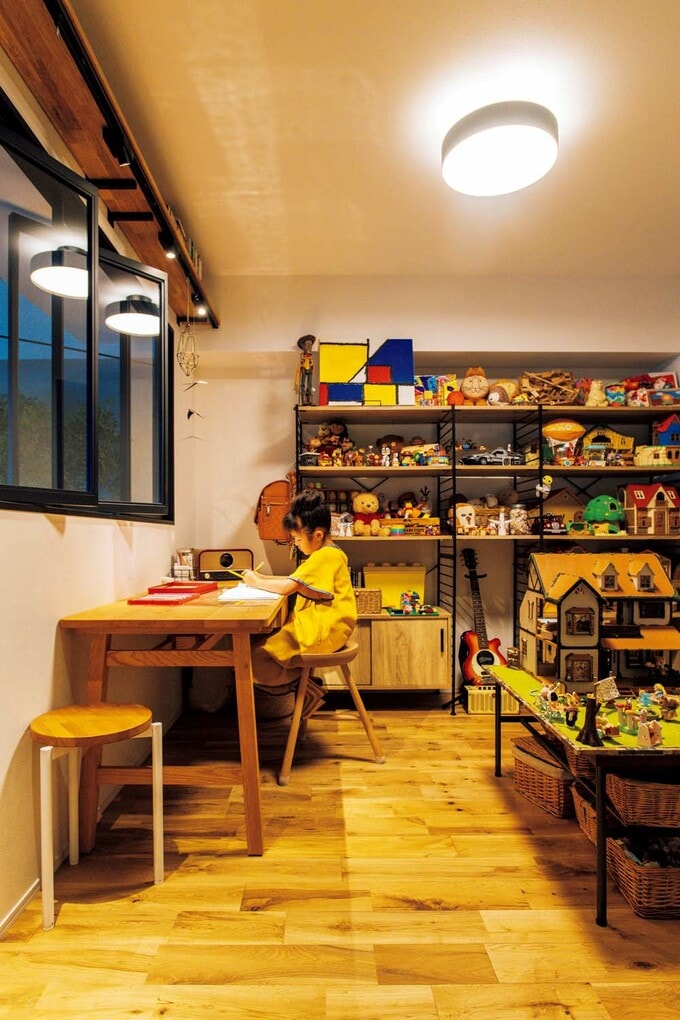 フリースペースのデスク