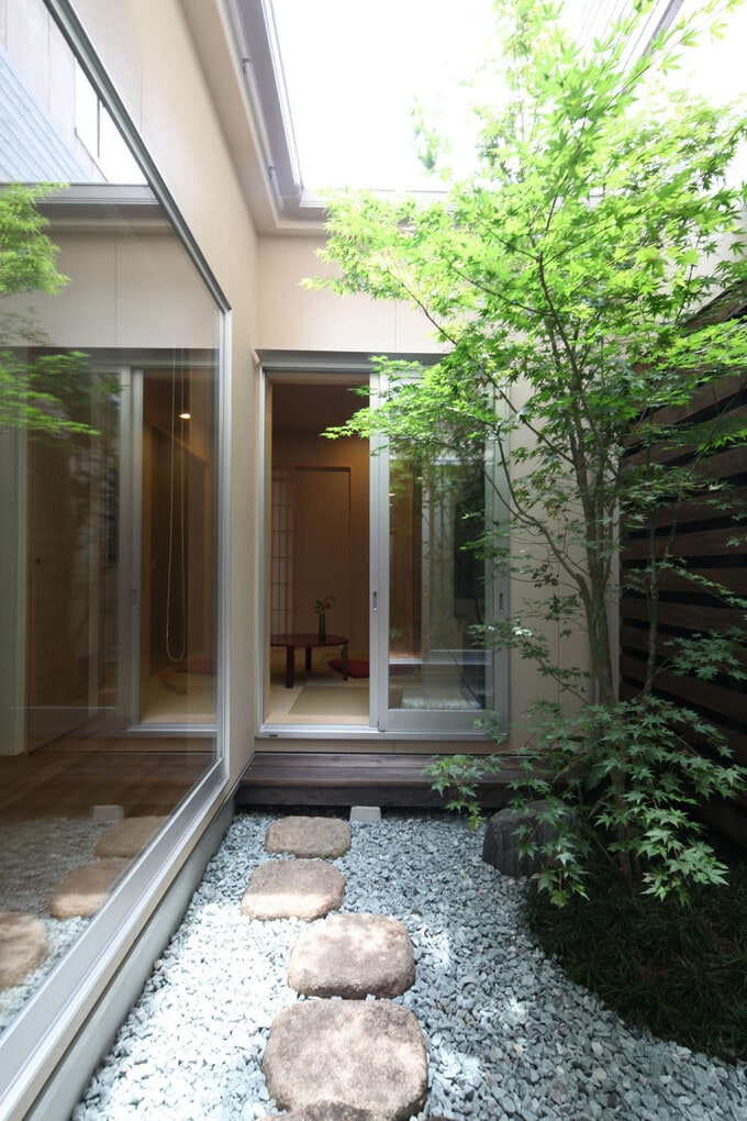 葉が揺れると目で風を感じられる