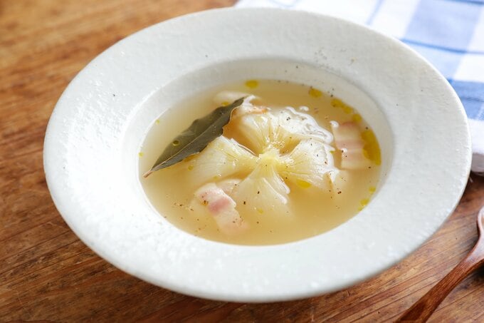 炊飯器でつくるオニオンコンソメスープ