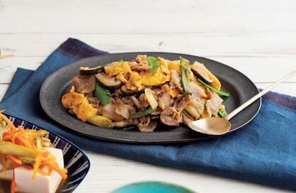 ショウガ焼き用豚ロース肉はこう冷凍！炒めるだけでリッチに