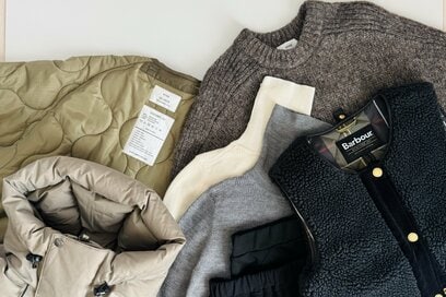 40代「冬服は8着だけ」の心地よい暮らし方。コートは妥協せず、ニットワンピースを重宝