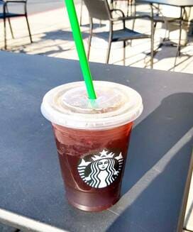 プラスチックストローはどう変わる？スタバ本拠地の最新事情