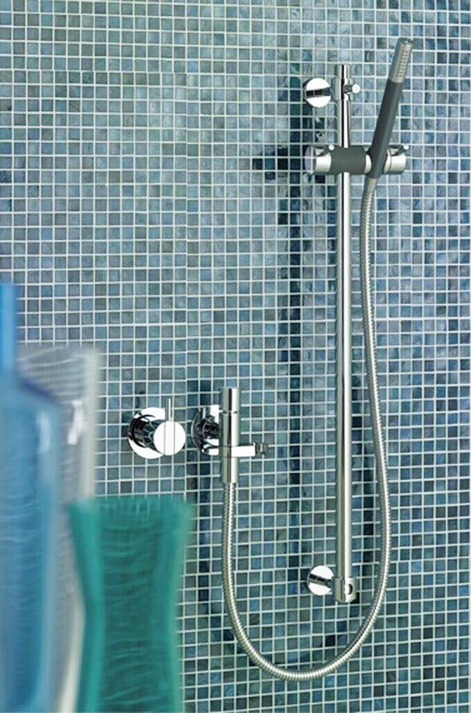 セラトレーディングのシャワー