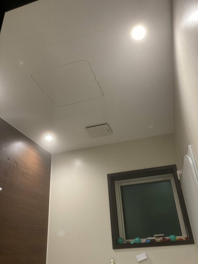 白色にしたLED調光ダウンライト