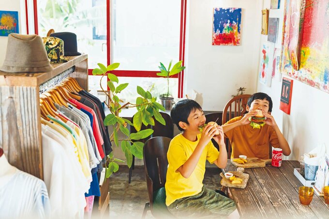 ブリコルールの店内