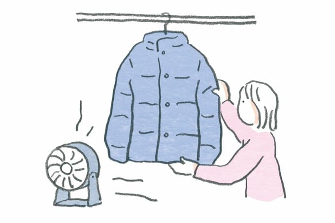 ダウンジャケットを干すイラスト