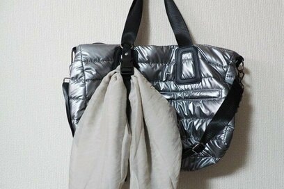 3COINSで見つけた「ジャケットホルダー」。プチストレスを330円で解消できる意外な良品だった