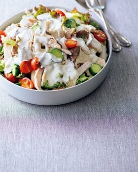 塩麹サラダチキンのヨーグルトサラダ。発酵パワーで免疫力アップ