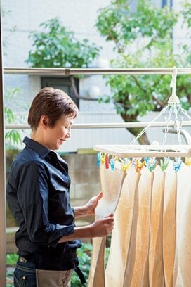 ホウキ、タワシ、石けん置き…。家事が楽しくなる暮らしの道具