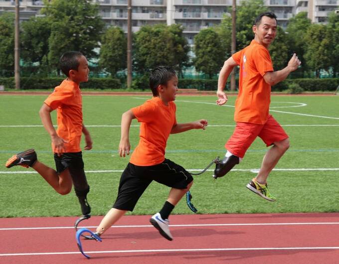 義足のランニング指導