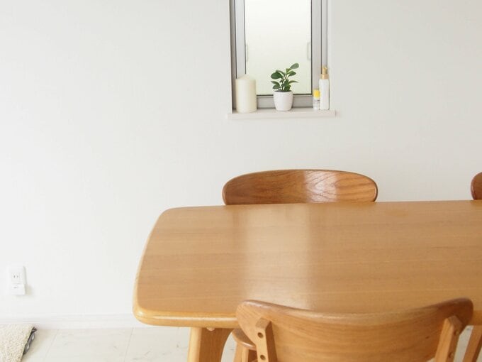 ダイニングテーブル