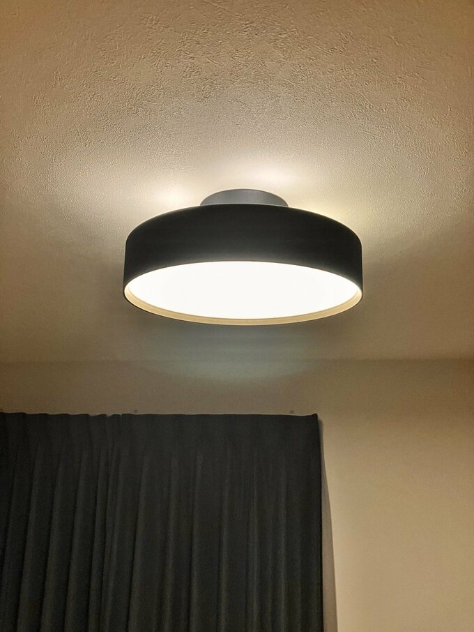 リビングのシーリングライト