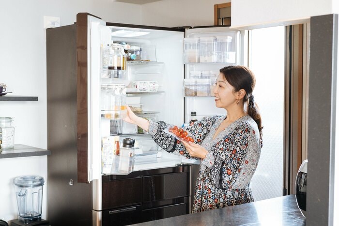 【中古】 生き方が変わる女の整理収納の法則 住まい＆オフィスで片づけ上手になる極意/太陽企画出版/飯田久恵 中古】 生き方が変わる女の整理収納の法則 住まい＆オフィスで