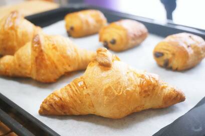 「冷凍パン」が流行中。成形ずみで失敗なし、焼きたてをおうちで