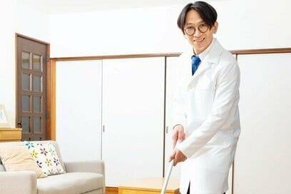 リビング掃除は軍手とアルカリ電解水が大活躍！驚くほどきれいに