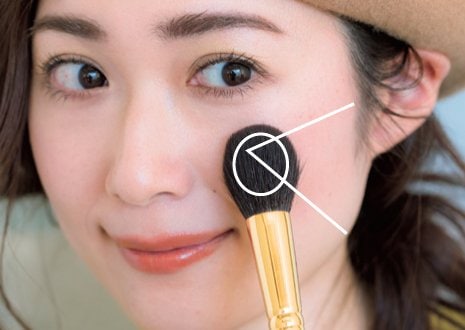 ほっぺ三角ブラシ