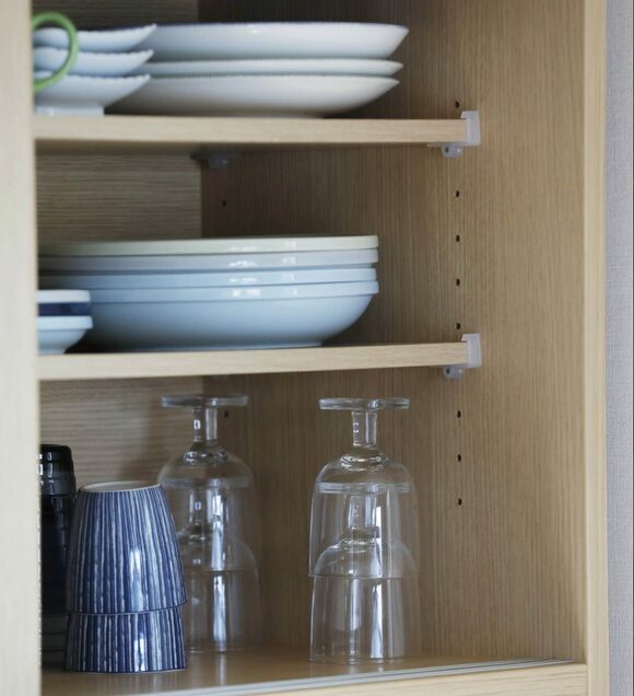 食器棚にしまっても、このとおり! すっきり収まります。