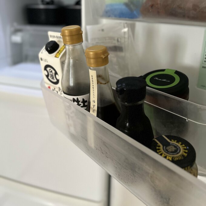 冷蔵庫の調味料