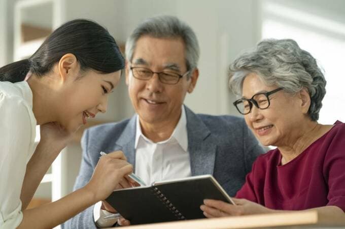 話し合っている様子