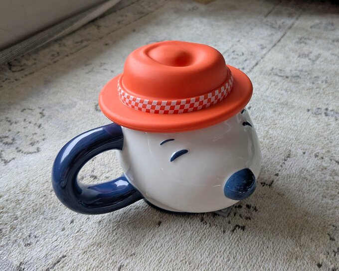 タイのスタバで販売されていたスヌーピーのマグカップ