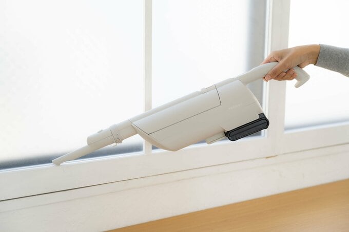 「すき間ノズル」で細かい部分のホコリを取れる