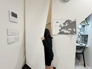 ロールスクリーンは、所詮、扉の代わりにならない。家づくりで後悔したこと