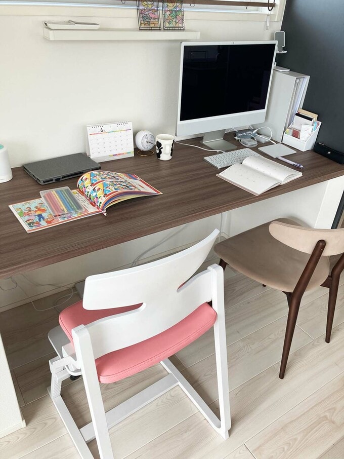 ワークスペースのデスク