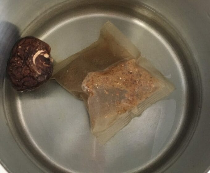 お蕎麦の出汁とり