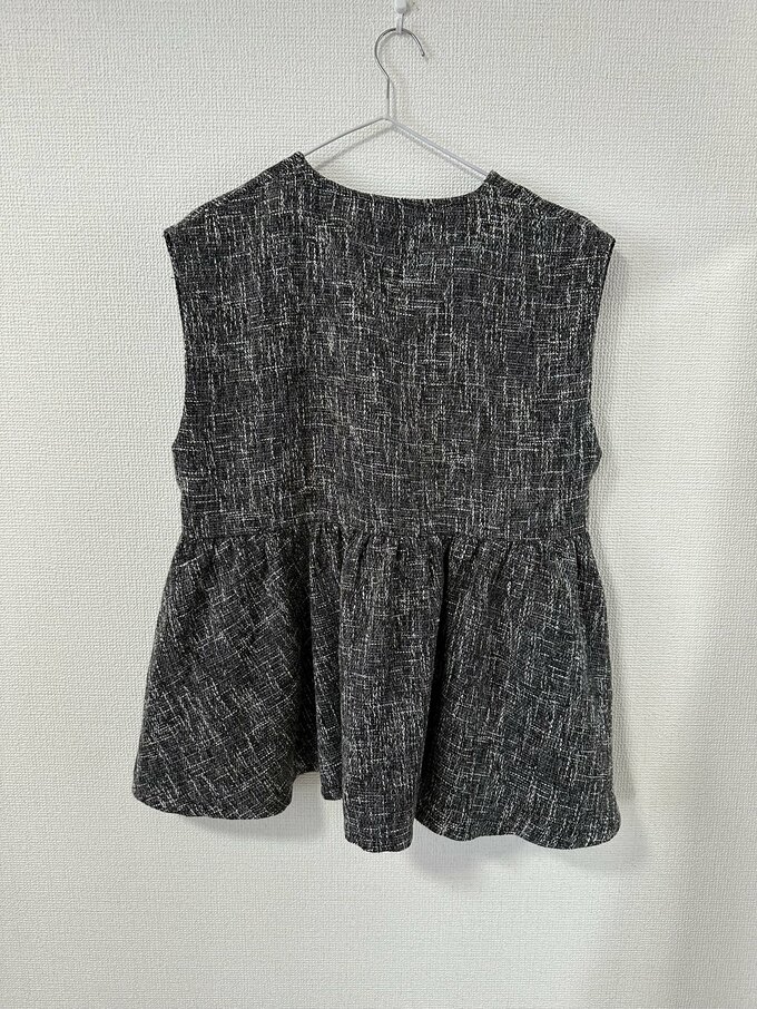 後ろシルエット