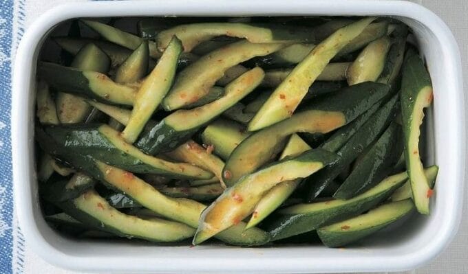 キュウリの中華風サラダ