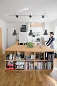 箱を使った収納術！同じものを複数並べるとインテリアに自然になじみます