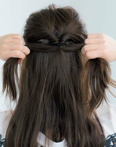 左右にぎゅっとひっぱる