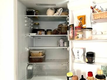 50代ひとり暮らし「ムダ買いが減った」小さな習慣3つ。つくりおきを始め、焼肉のタレを活用