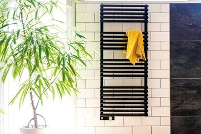 シャワーヘッド、タオルウォーマーなど。快適になるバス周辺設備