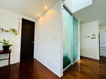 地味だけど…「なにもない壁」が家づくりで重要なわけ。防音性に優れ、暮らしやすさに直結