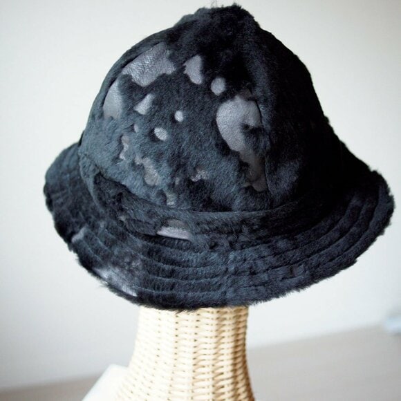 ファー素材のハット