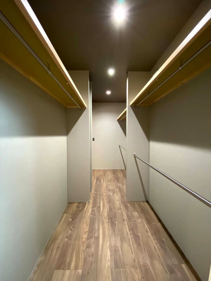 廊下をローゼットにした