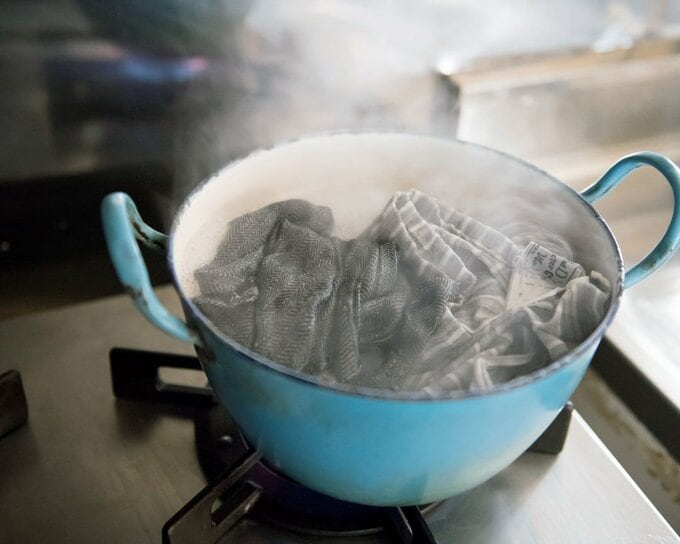 ふきんを煮る