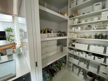 「押し入れ収納」3つのコツで布団もすっきり。「奥行き」が逆にメリットに