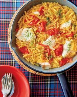 10分でアクアパッツァ風パスタ。魚が食べたいときに助かるレシピ