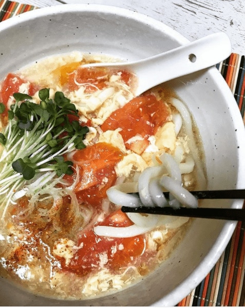 トマトと卵のうどん