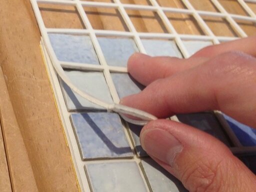 ネットを指ではめる